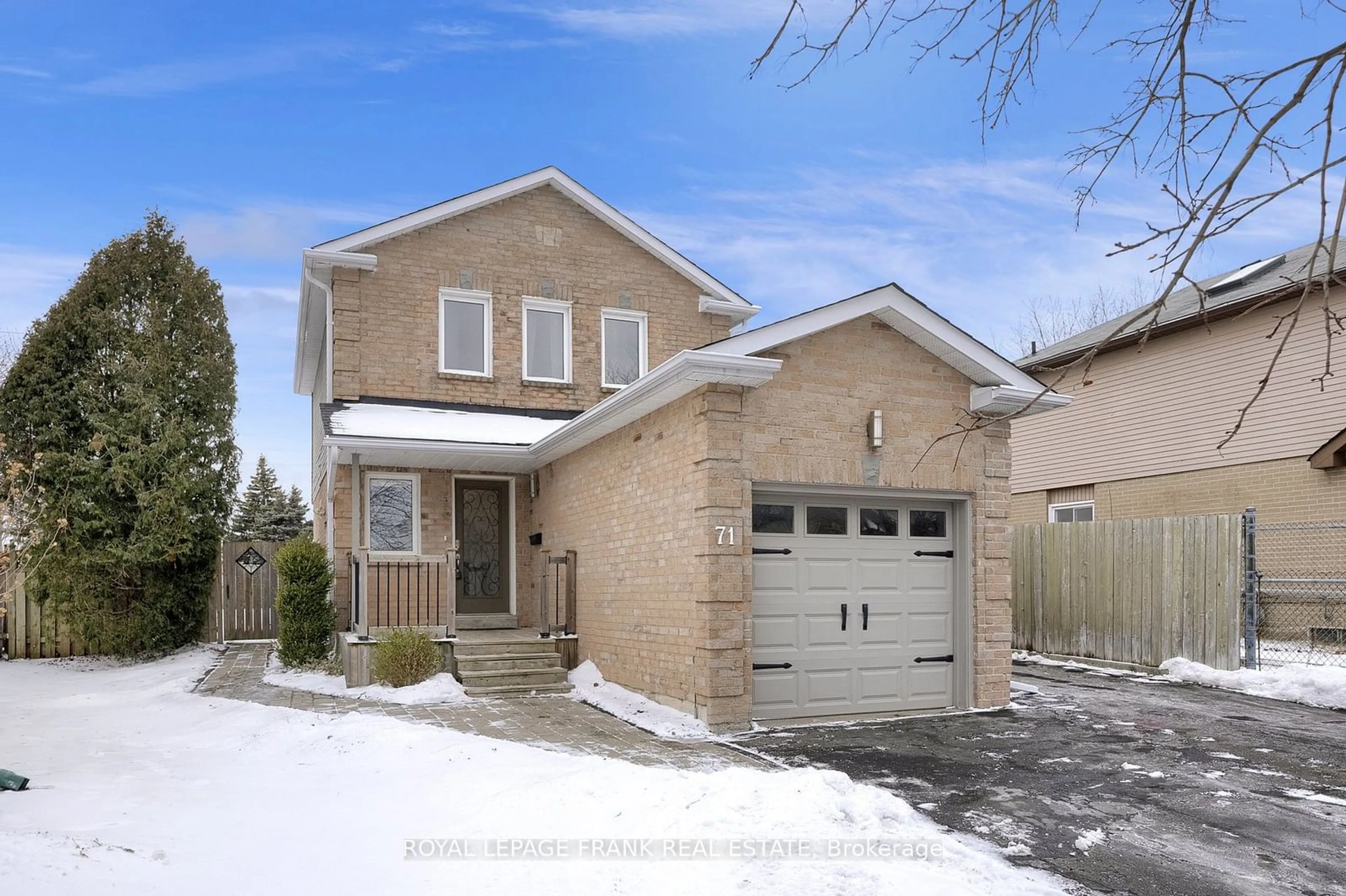 Home with brick exterior material, street for 71 Turnberry Cres, Clarington Ontario L1E 1A4