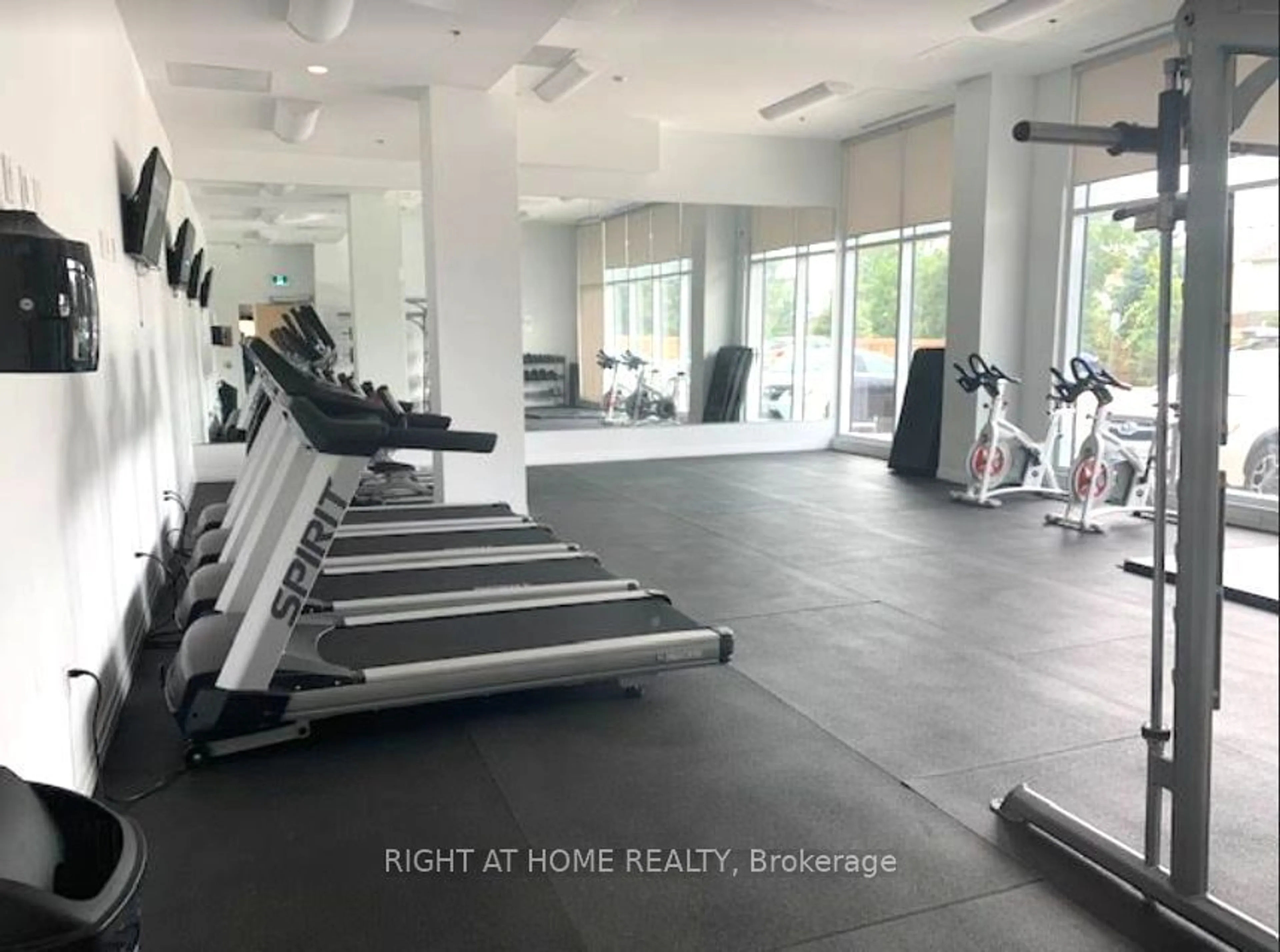 Gym or fitness room for 1900 Simcoe St #604, Oshawa Ontario L1G 4Y3