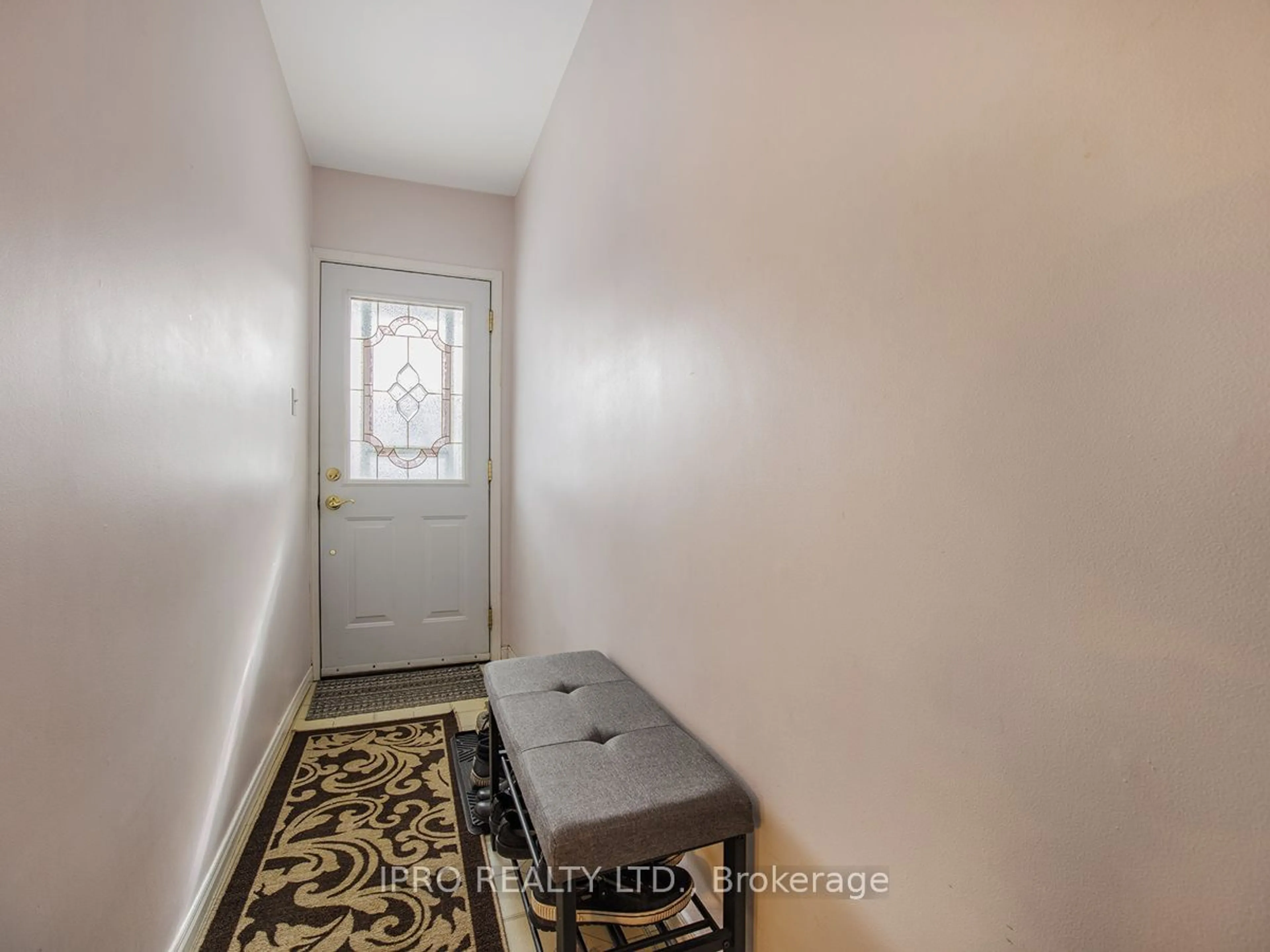 Indoor entryway for 180 Sammon Ave, Toronto Ontario M4J 1Z2