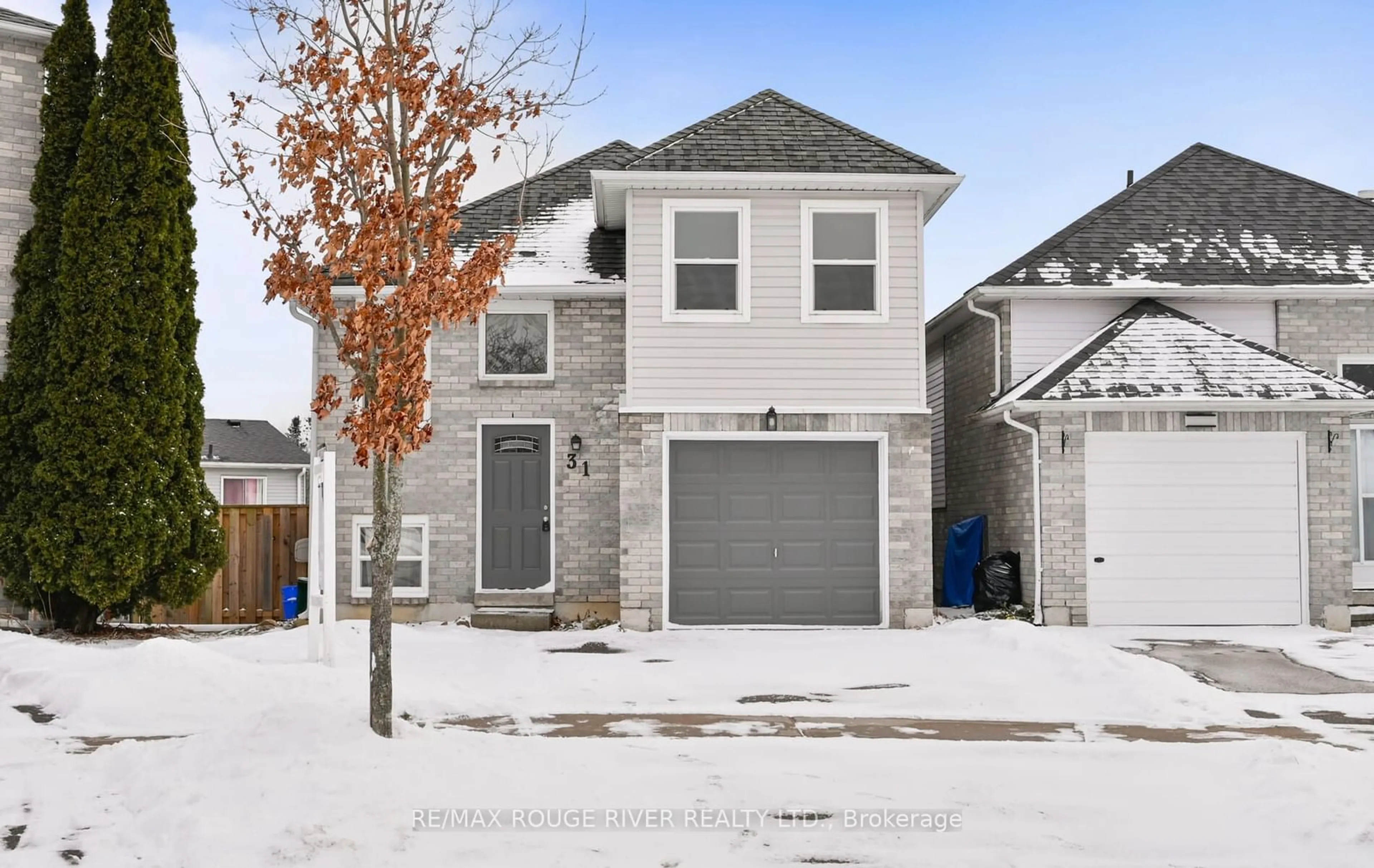 Home with brick exterior material, street for 31 Broadlands Cres, Clarington Ontario L1E 1R2