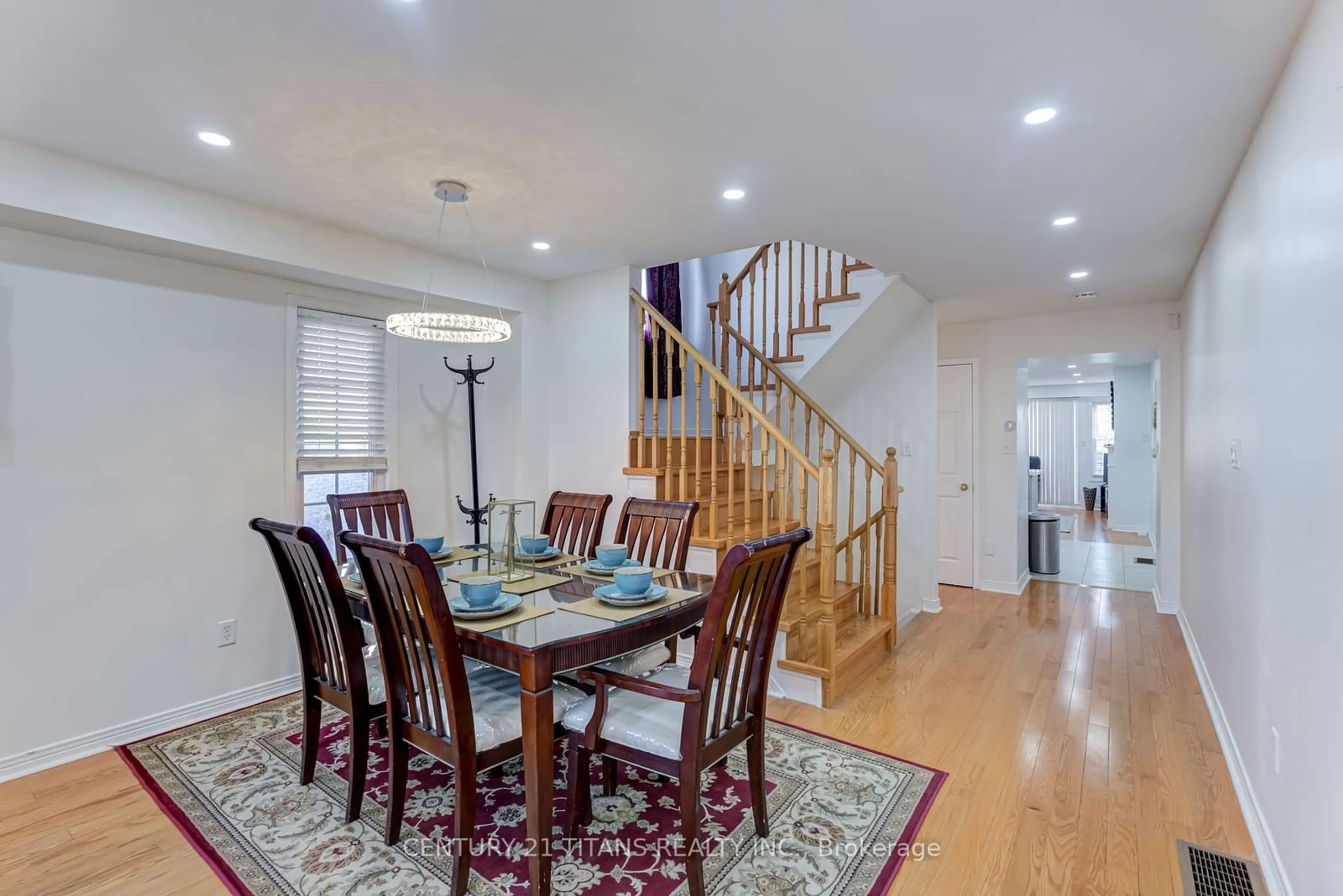 Dining room, unknown for 55 Wilkes Cres, Toronto Ontario M1L 0B4