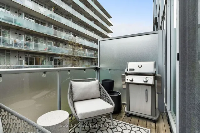 Additional property image - 201 Carlaw Ave Unit 242