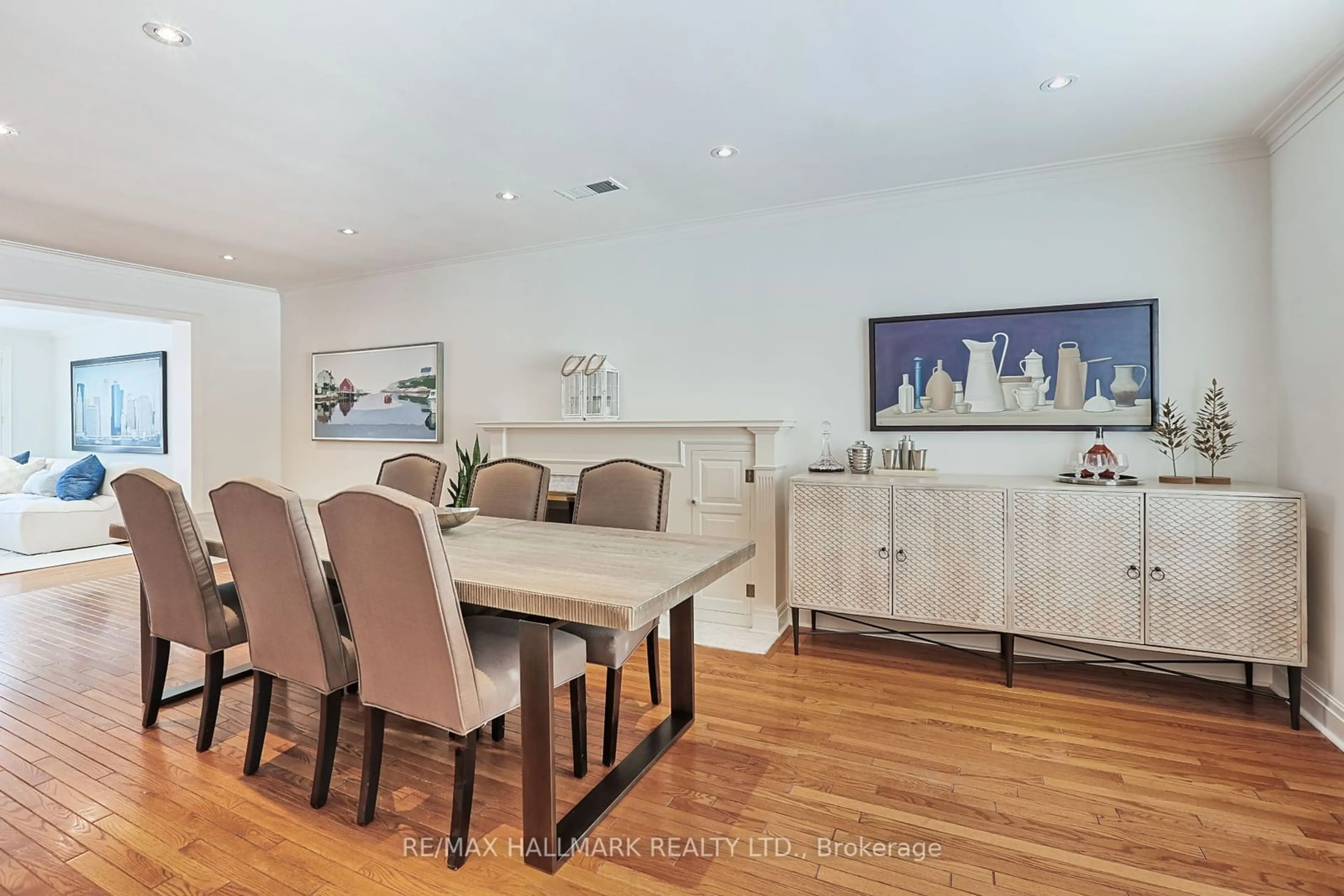 Dining room, wood/laminate floor for 14 Crescentwood Rd, Toronto Ontario M1N 1E2