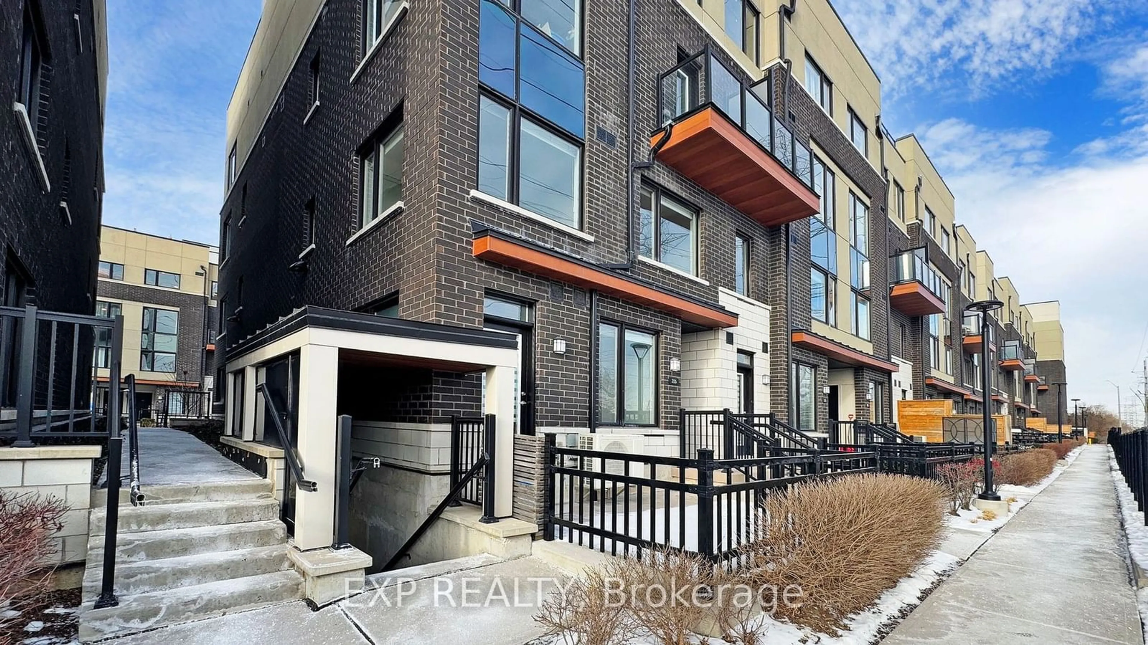 Home with brick exterior material, street for 1555 Kingston Rd #306, Pickering Ontario L1V 0E9