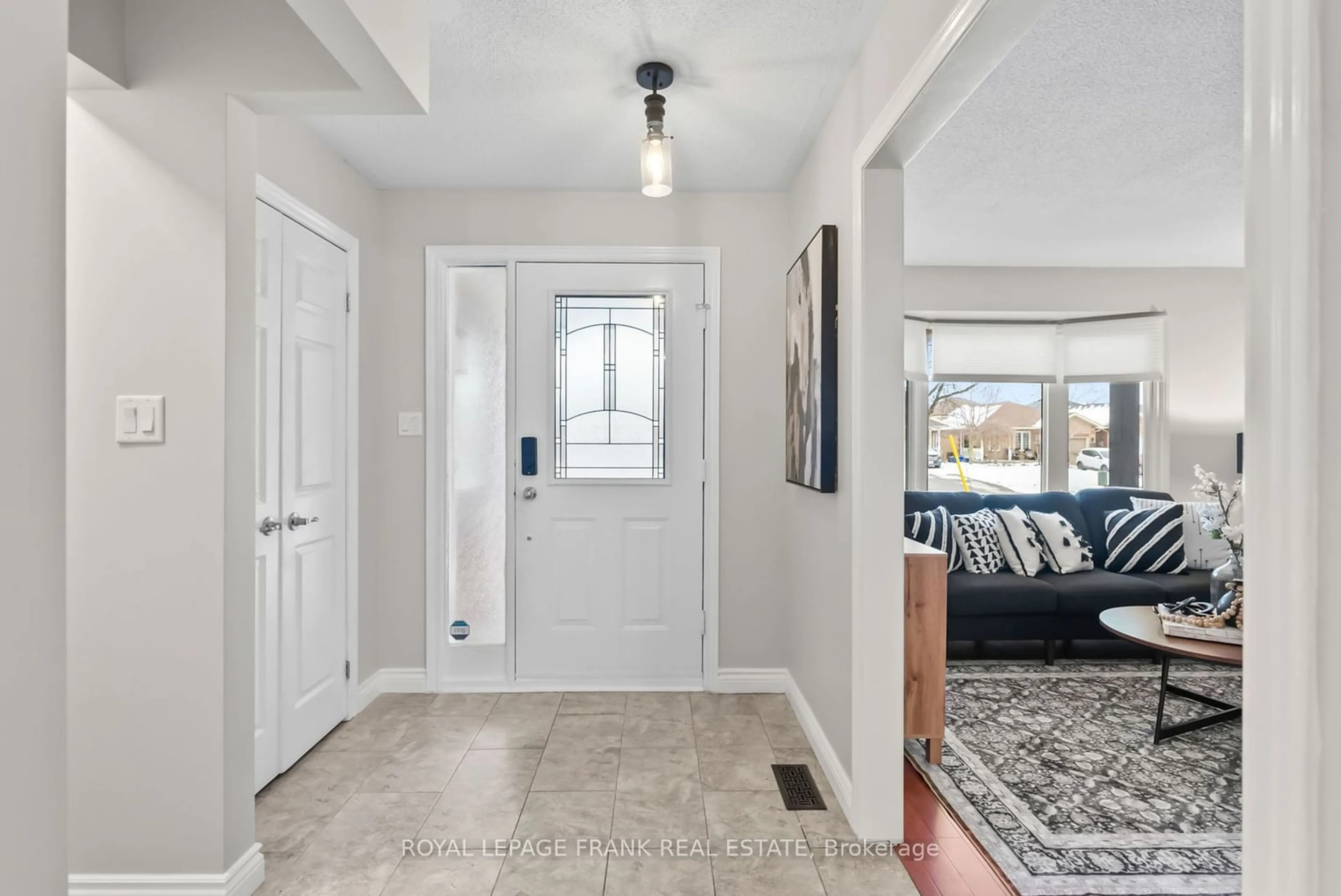 Indoor entryway for 2486 Prestonvale Rd, Clarington Ontario L1E 1W1