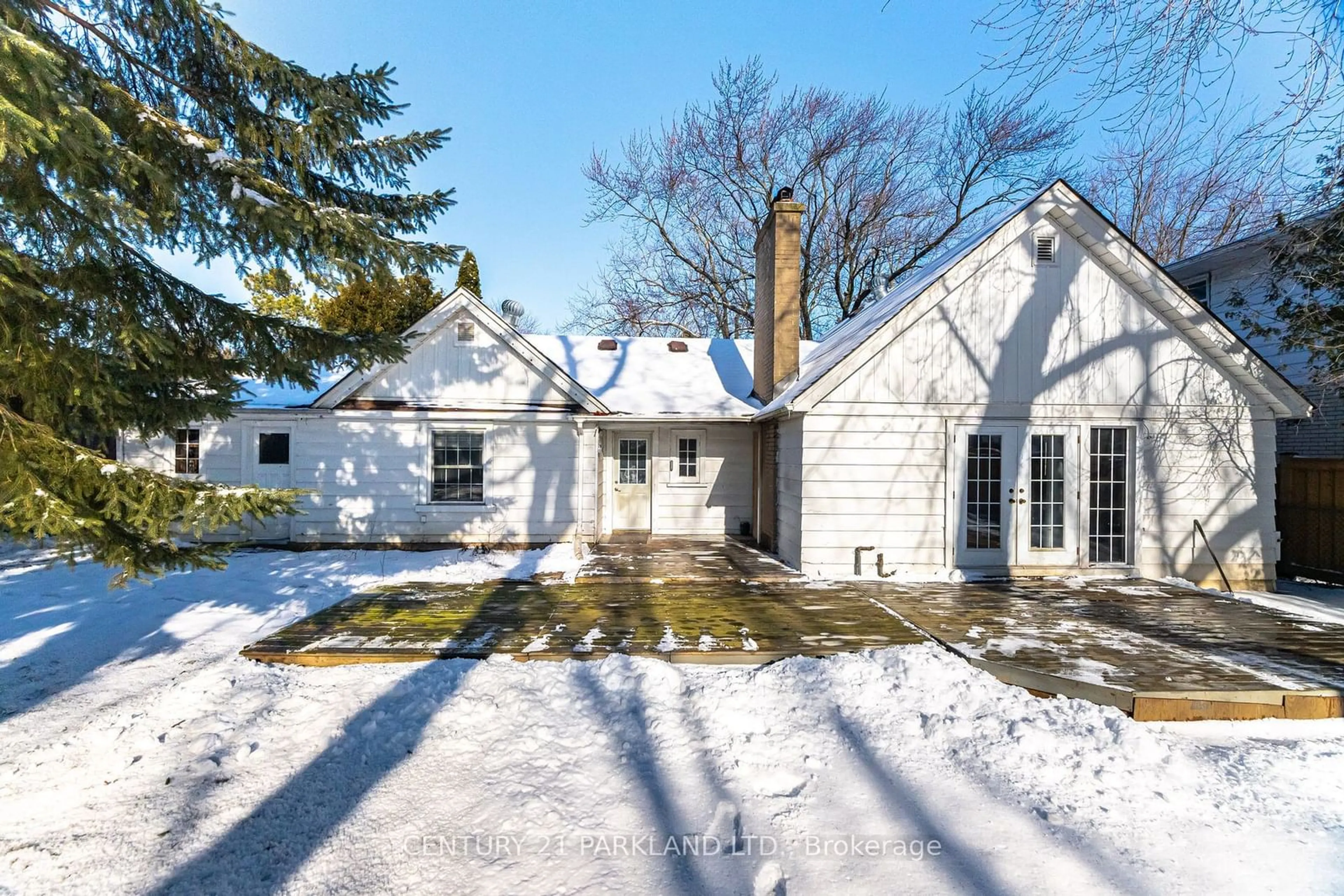 Home with brick exterior material, street for 423 Lawson Rd, Toronto Ontario M1C 2K2