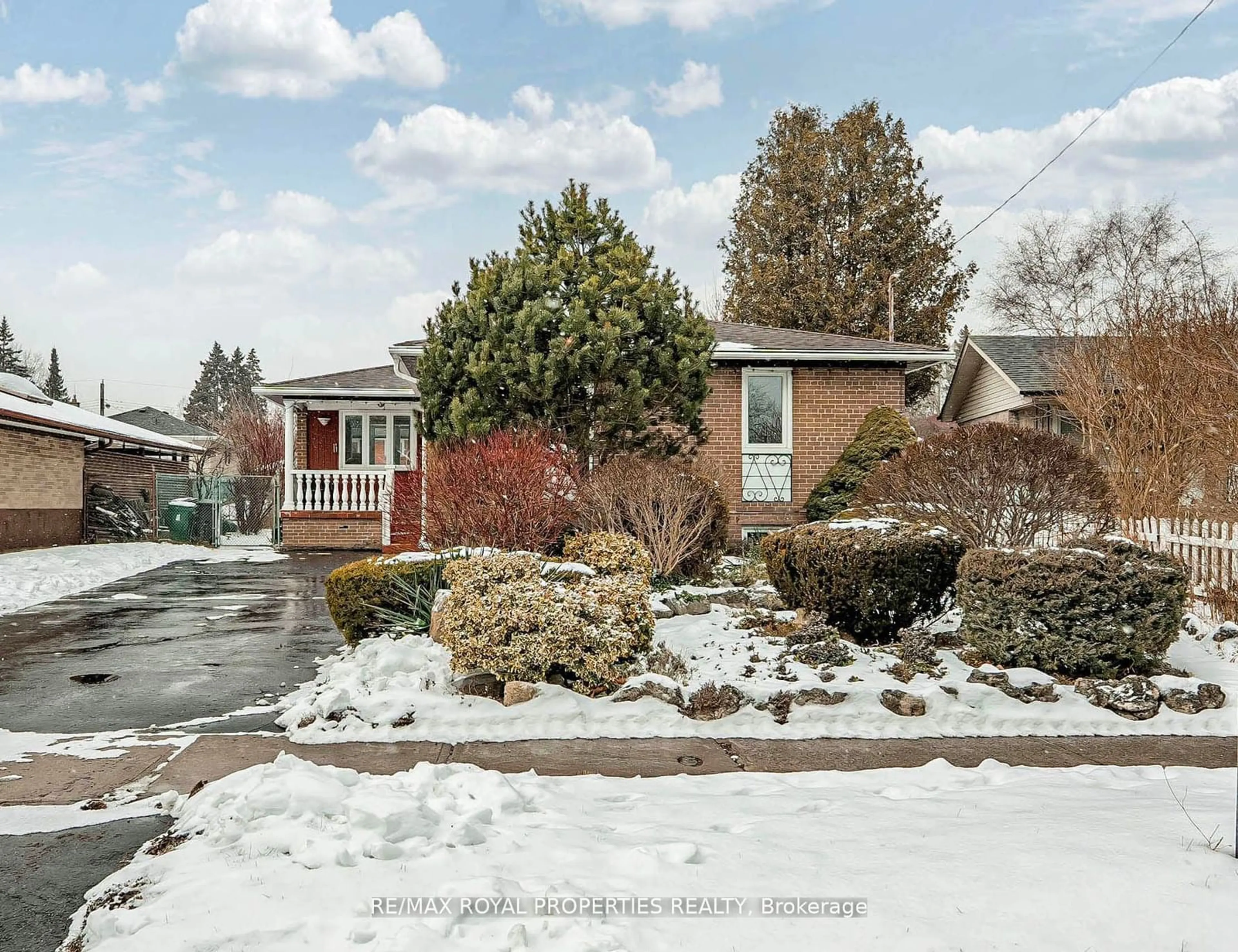 Unknown for 18 Shoreview Dr, Toronto Ontario M1E 3R2