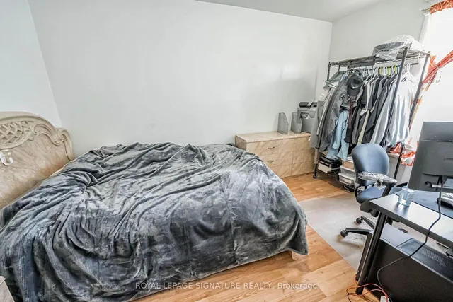 Additional property image - 151 Broadview Ave