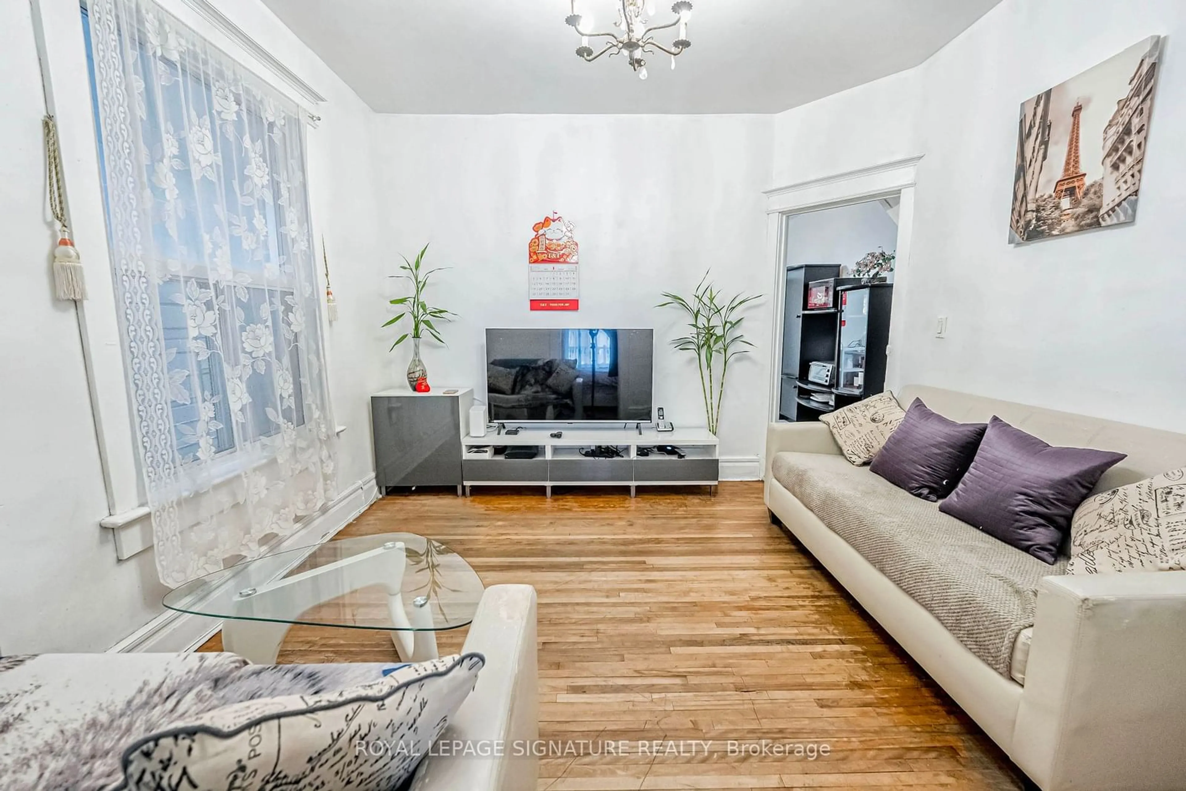 Living room with furniture, unknown for 151 Broadview Ave, Toronto Ontario M4M 2E9