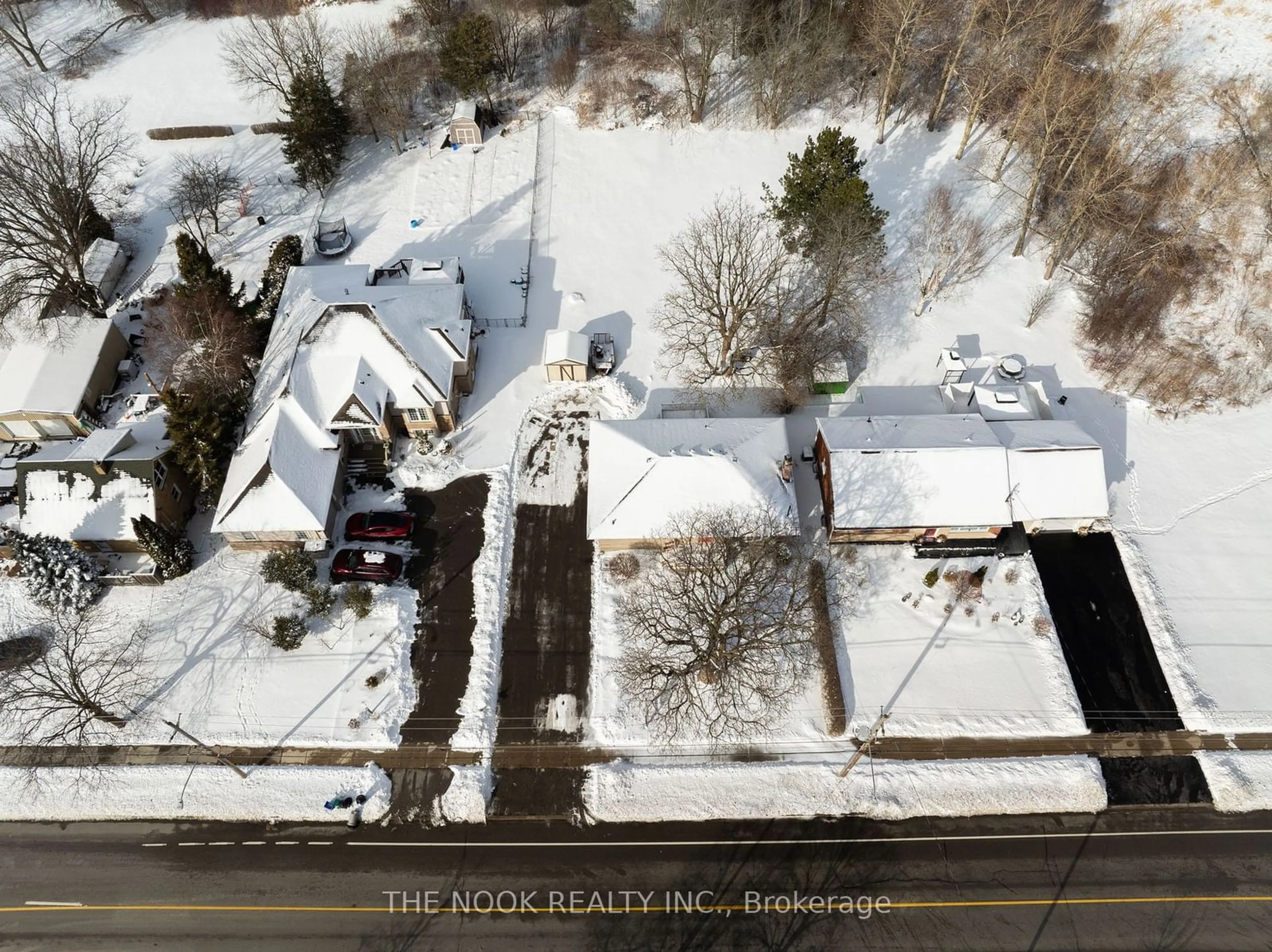 A pic from outside/outdoor area/front of a property/back of a property/a pic from drone, building for 1416 Nash Rd, Clarington Ontario L1E 2K1