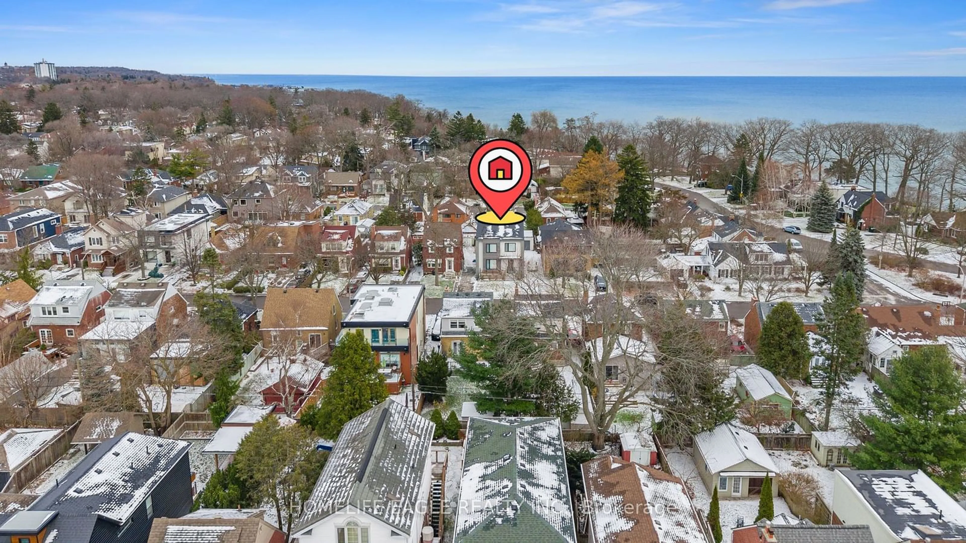 A pic from outside/outdoor area/front of a property/back of a property/a pic from drone, unknown for 23 White Birch Rd, Toronto Ontario M1N 3A7