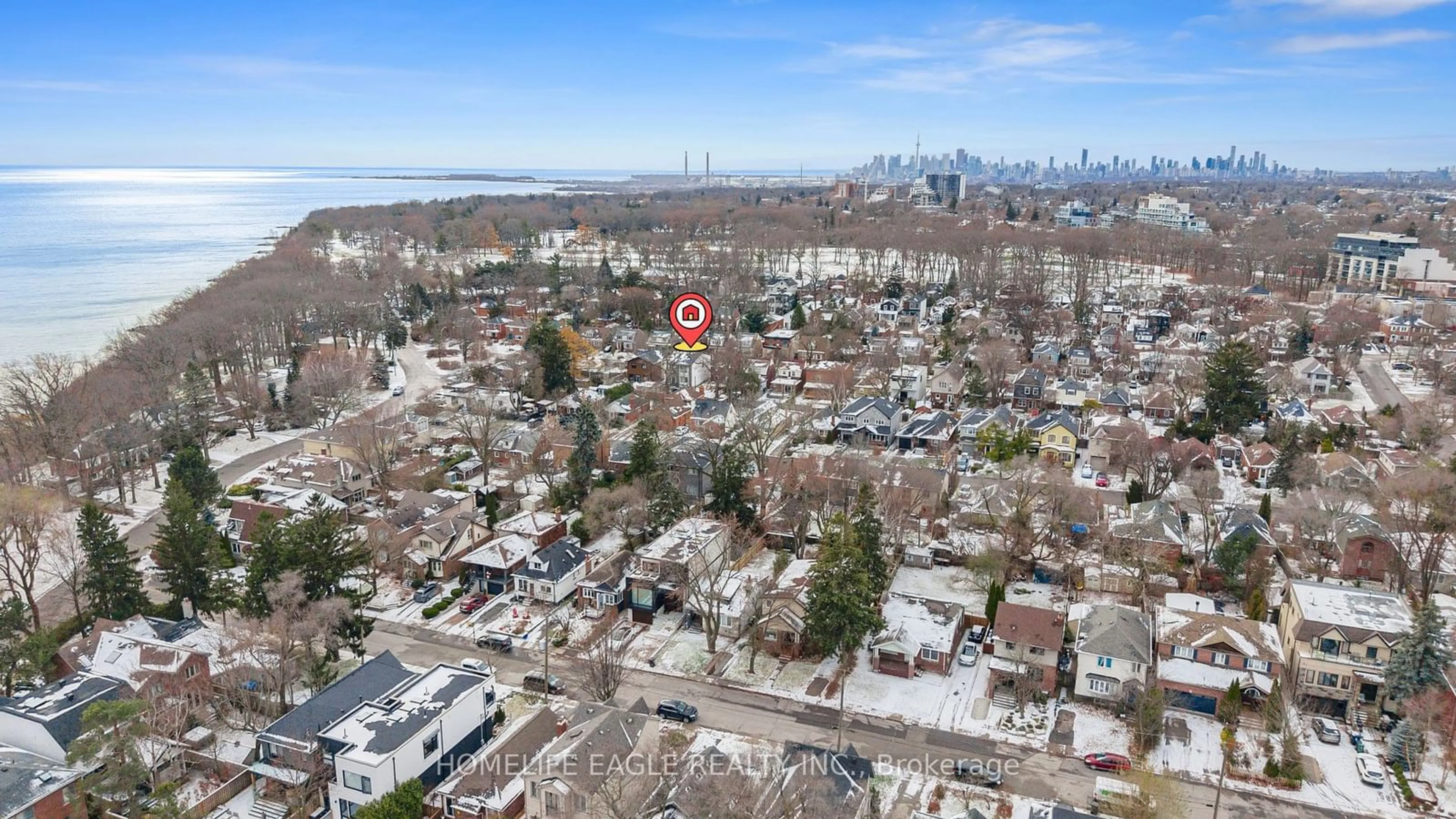 A pic from outside/outdoor area/front of a property/back of a property/a pic from drone, city buildings view from balcony for 23 White Birch Rd, Toronto Ontario M1N 3A7