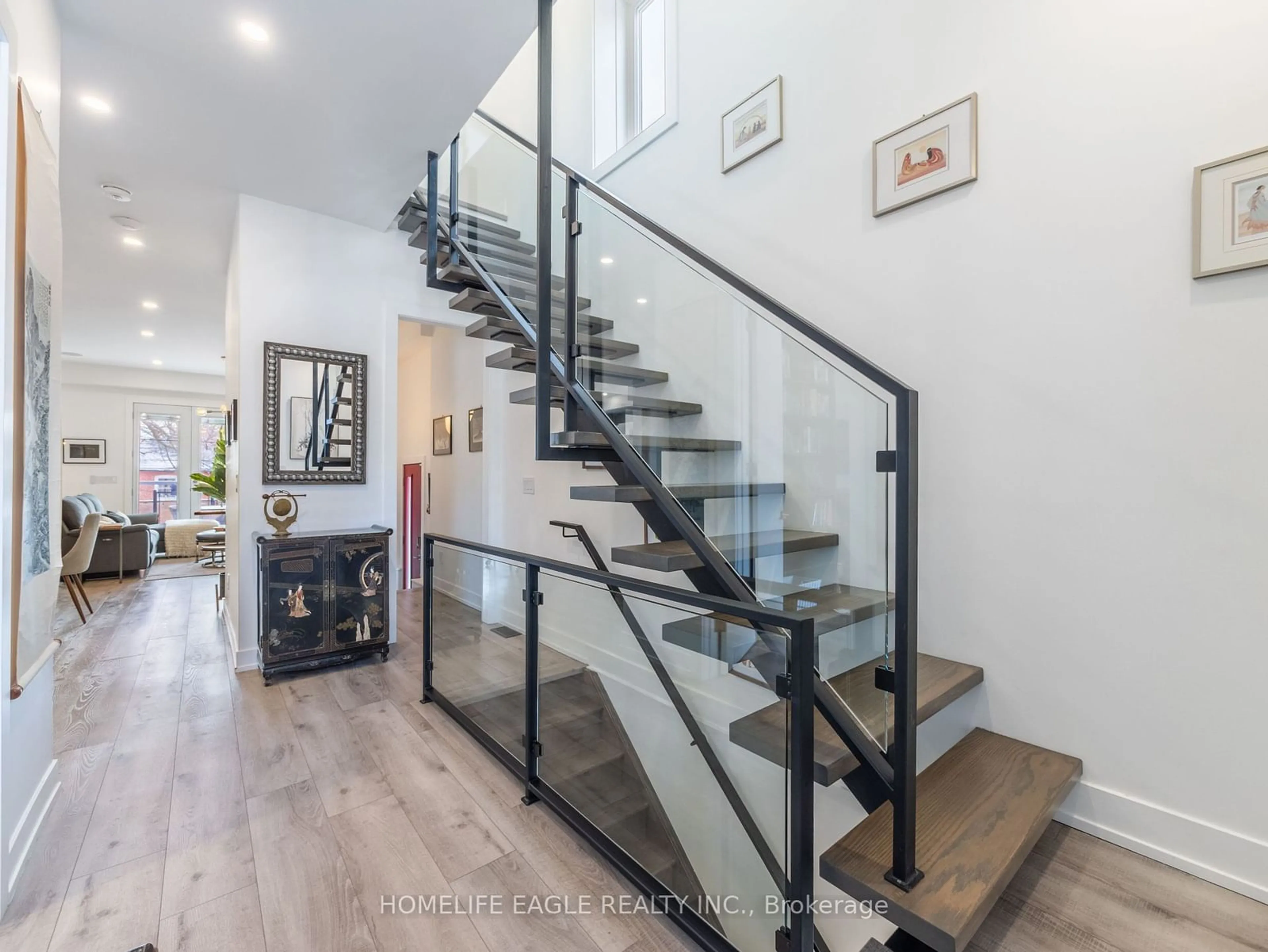 Stairs for 23 White Birch Rd, Toronto Ontario M1N 3A7