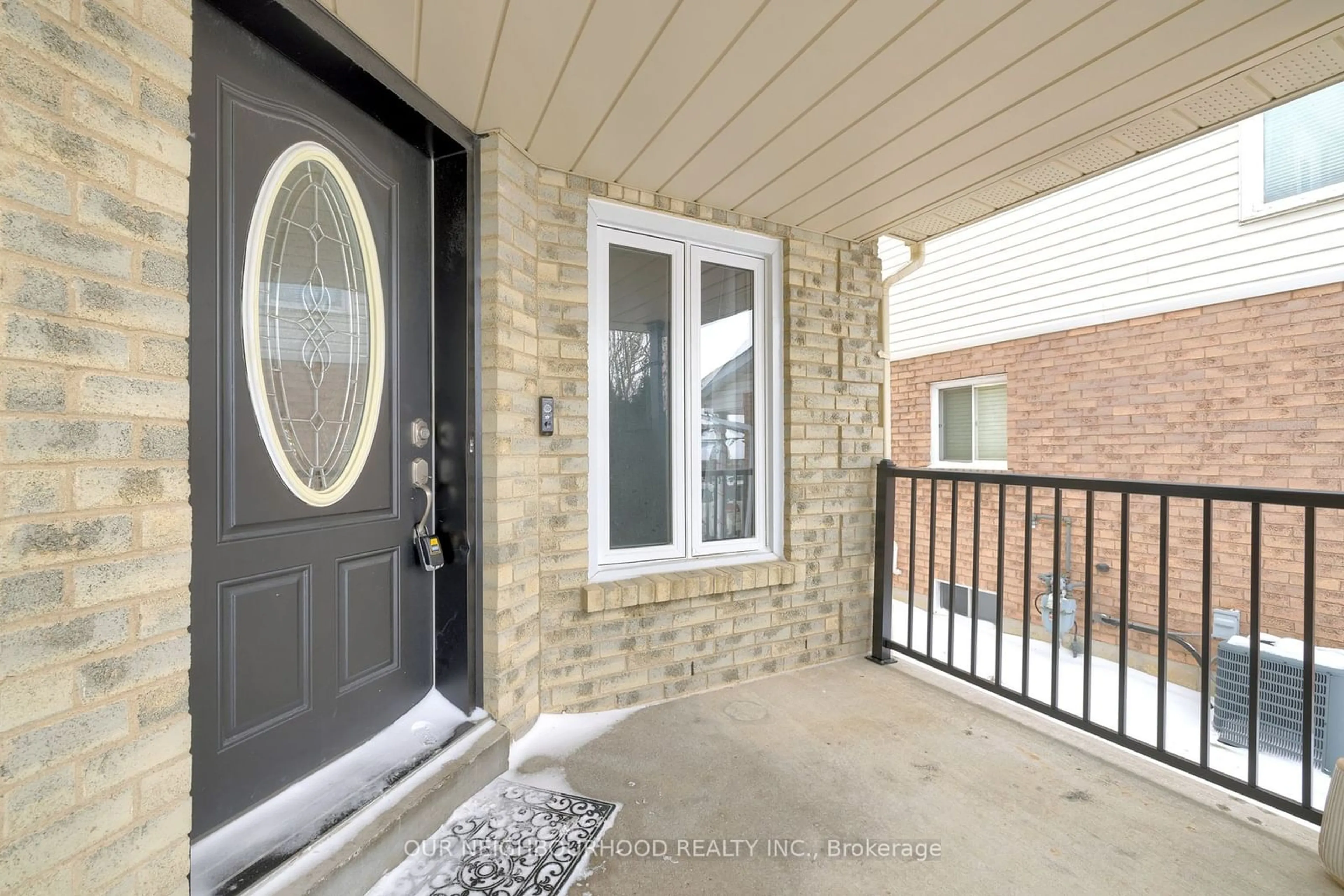 Indoor entryway for 1263 Andover Dr, Oshawa Ontario L1K 2K2