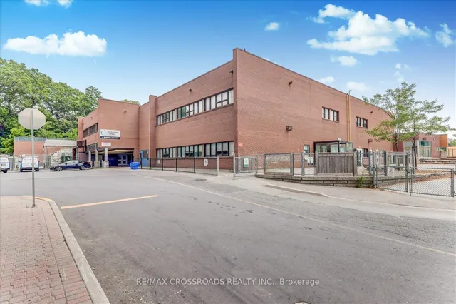 Additional property image - 5 Massey Sq Unit 910