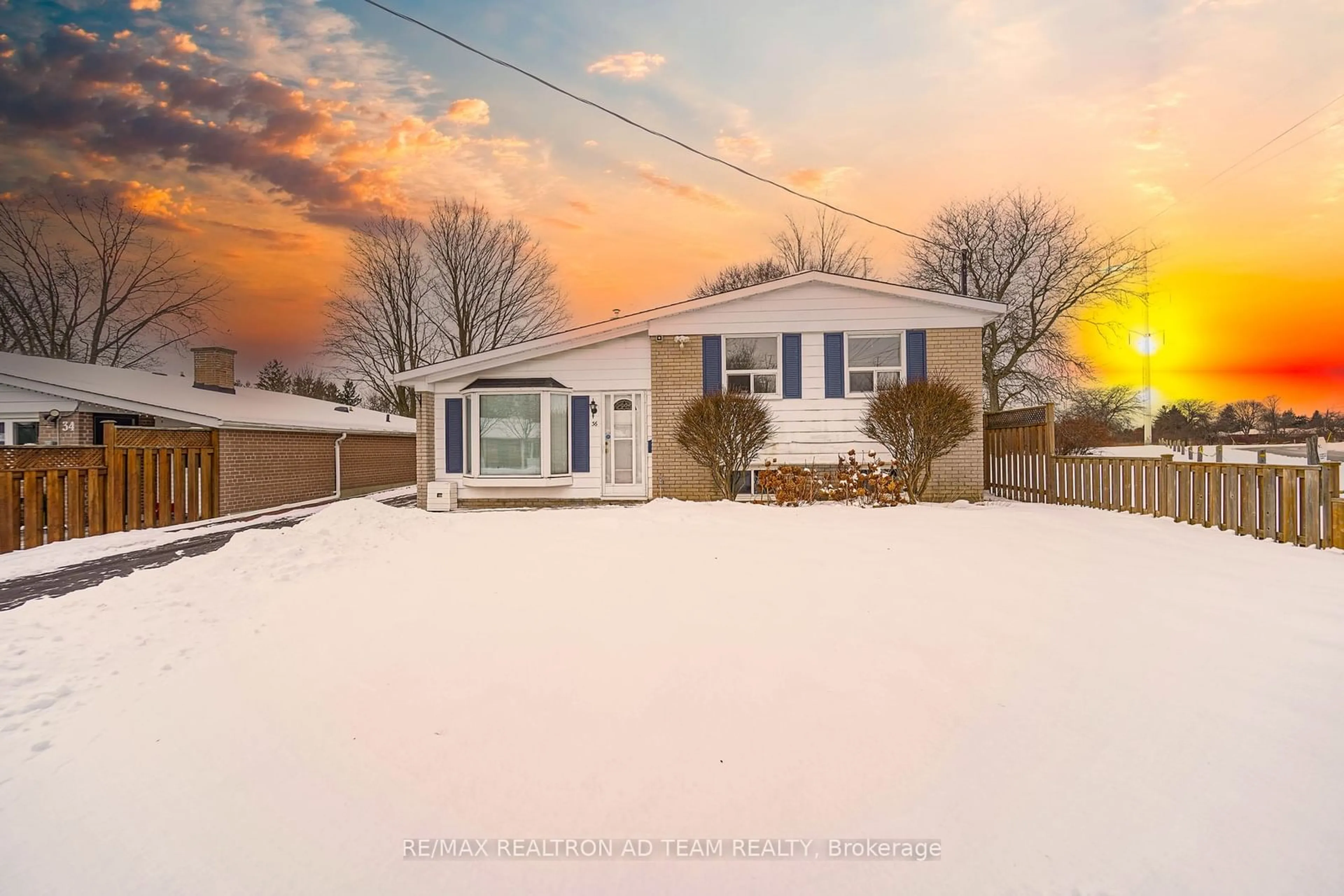 A pic from outside/outdoor area/front of a property/back of a property/a pic from drone, street for 36 Benshire Dr, Toronto Ontario M1H 1M2