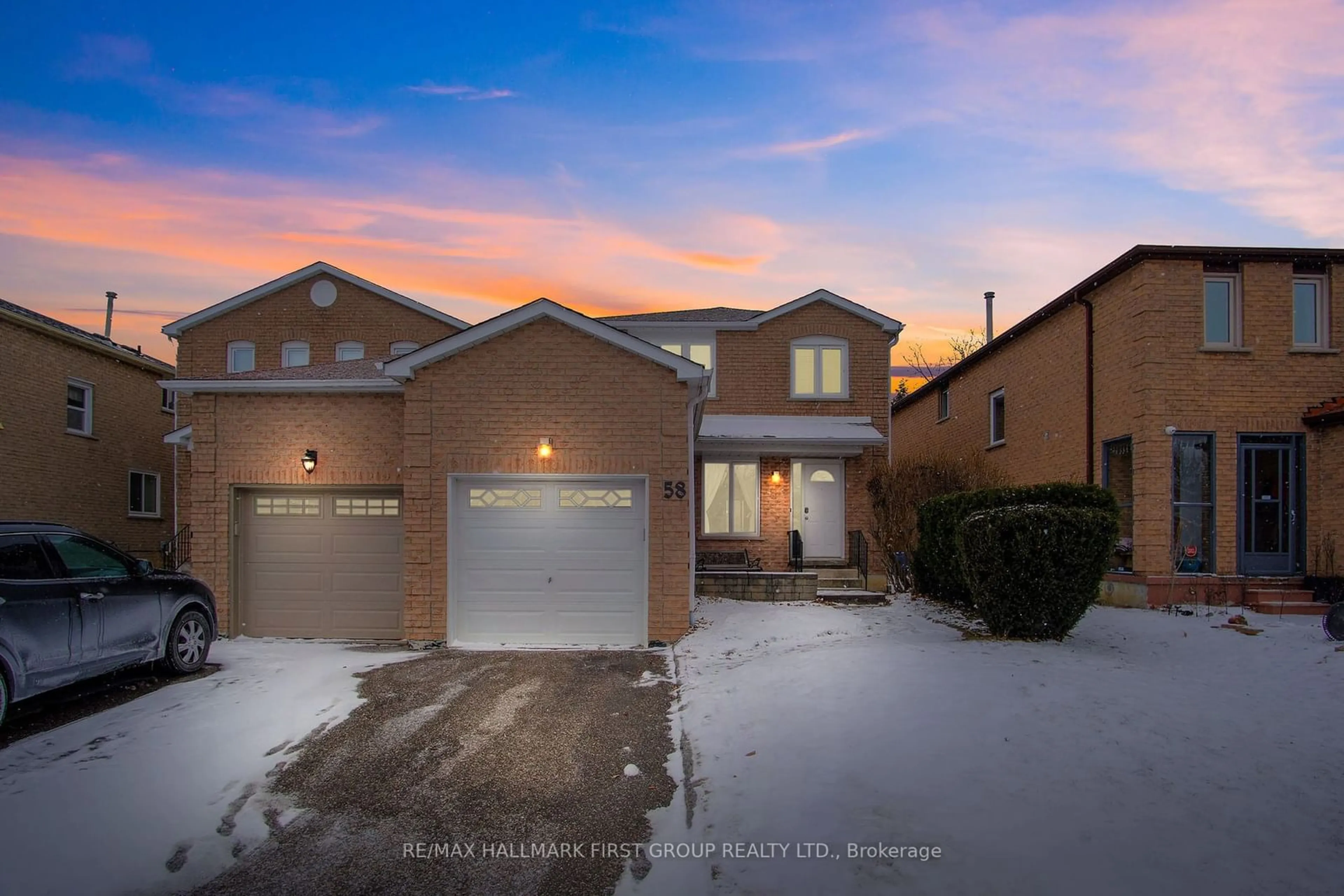 A pic from outside/outdoor area/front of a property/back of a property/a pic from drone, street for 58 Leach Dr, Ajax Ontario L1S 7B5