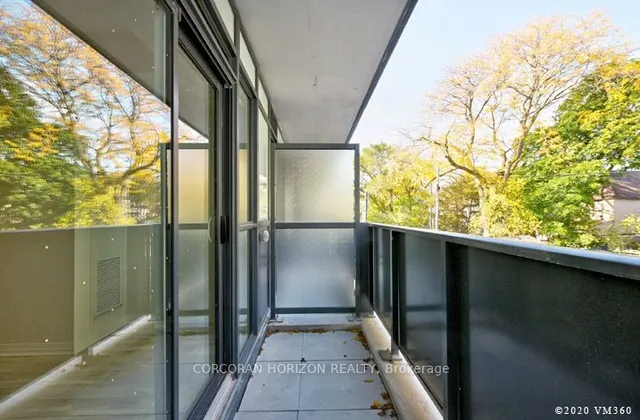 Additional property image - 1630 Queen St Unit 217