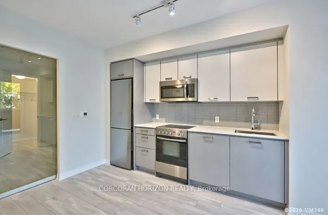 Additional property image - 1630 Queen St Unit 217