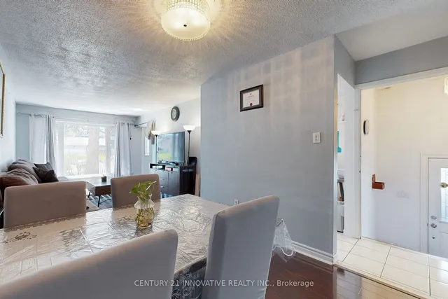 Additional property image - 18 Lowry Sq