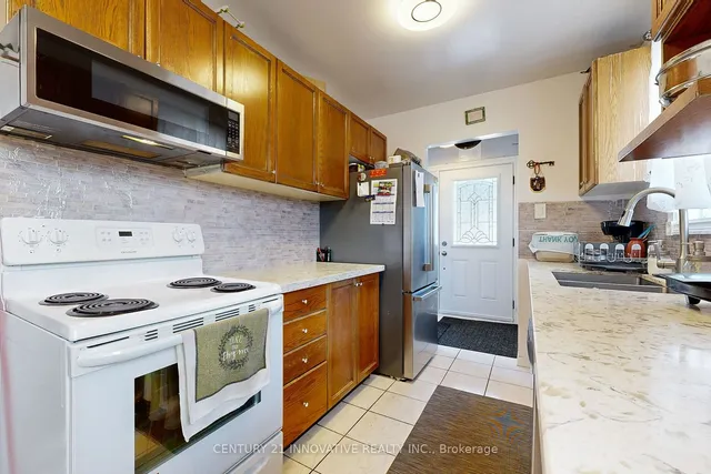 Additional property image - 18 Lowry Sq