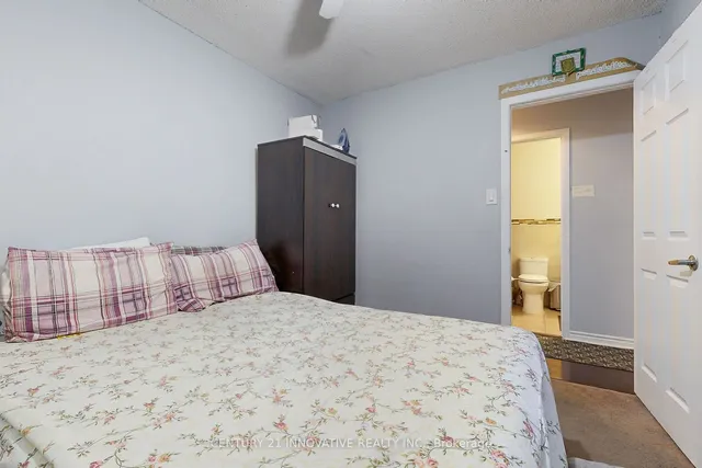 Additional property image - 18 Lowry Sq