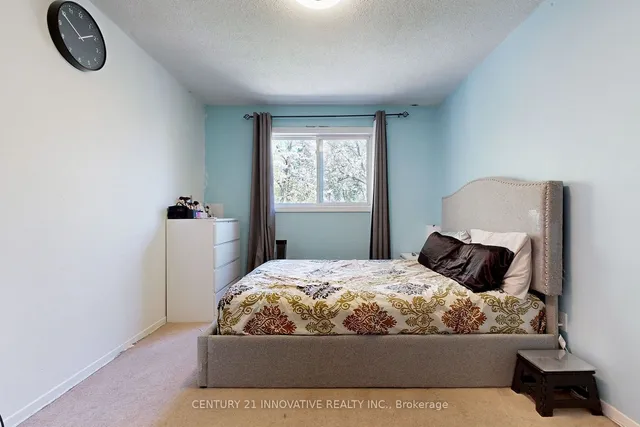Additional property image - 18 Lowry Sq