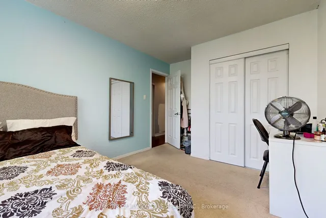 Additional property image - 18 Lowry Sq