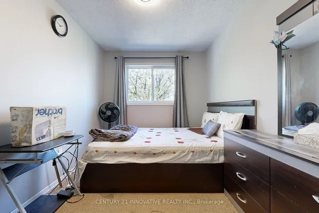 Additional property image - 18 Lowry Sq