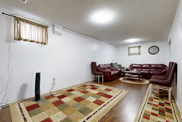 Additional property image - 18 Lowry Sq