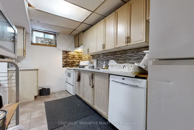 Additional property image - 18 Lowry Sq