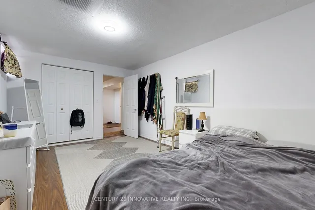 Additional property image - 18 Lowry Sq