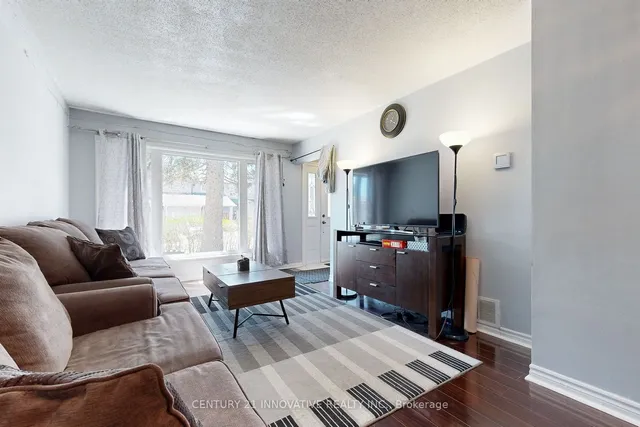 Additional property image - 18 Lowry Sq