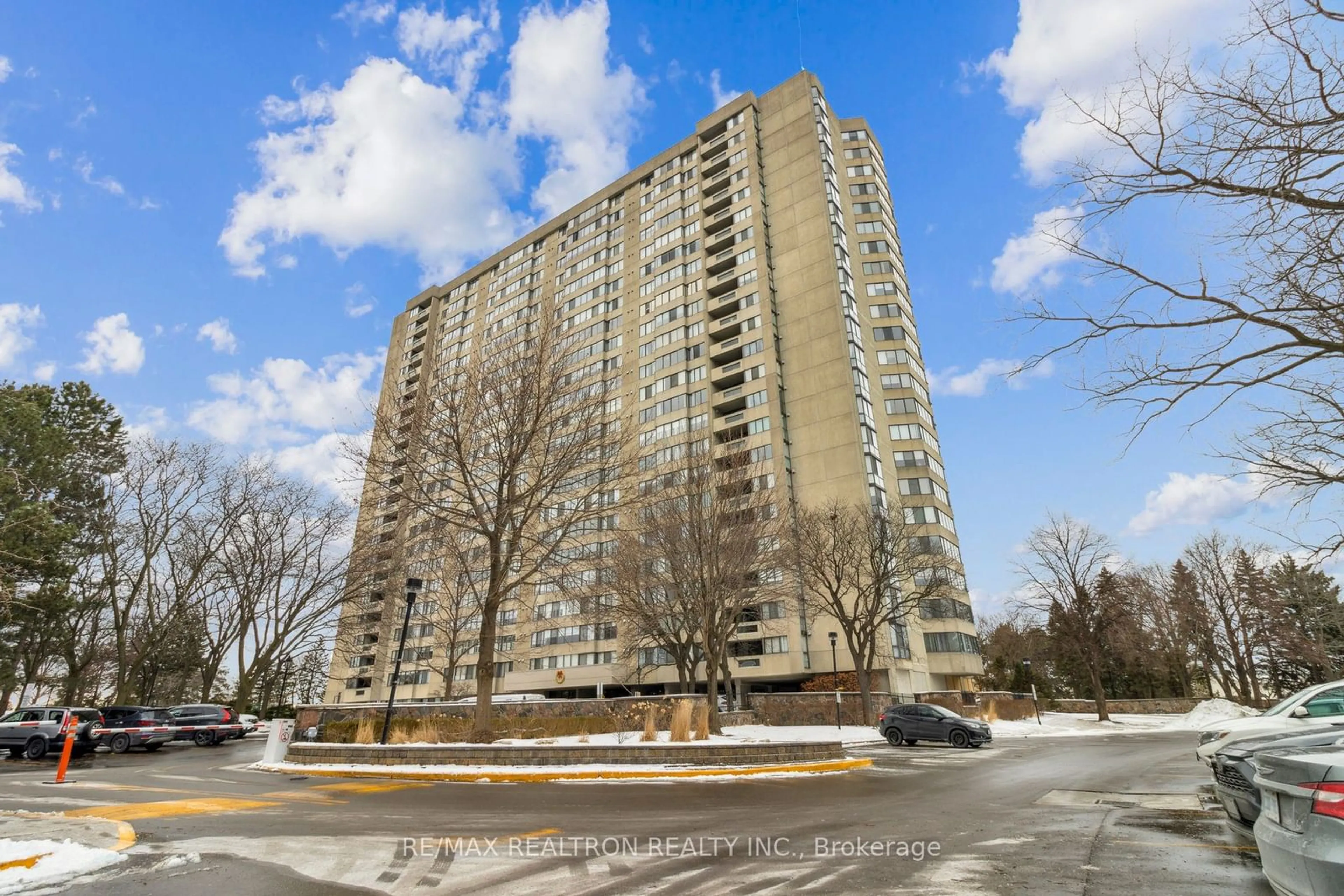 Unknown for 2350 Bridletowne Circ #1911, Toronto Ontario M1W 3E6