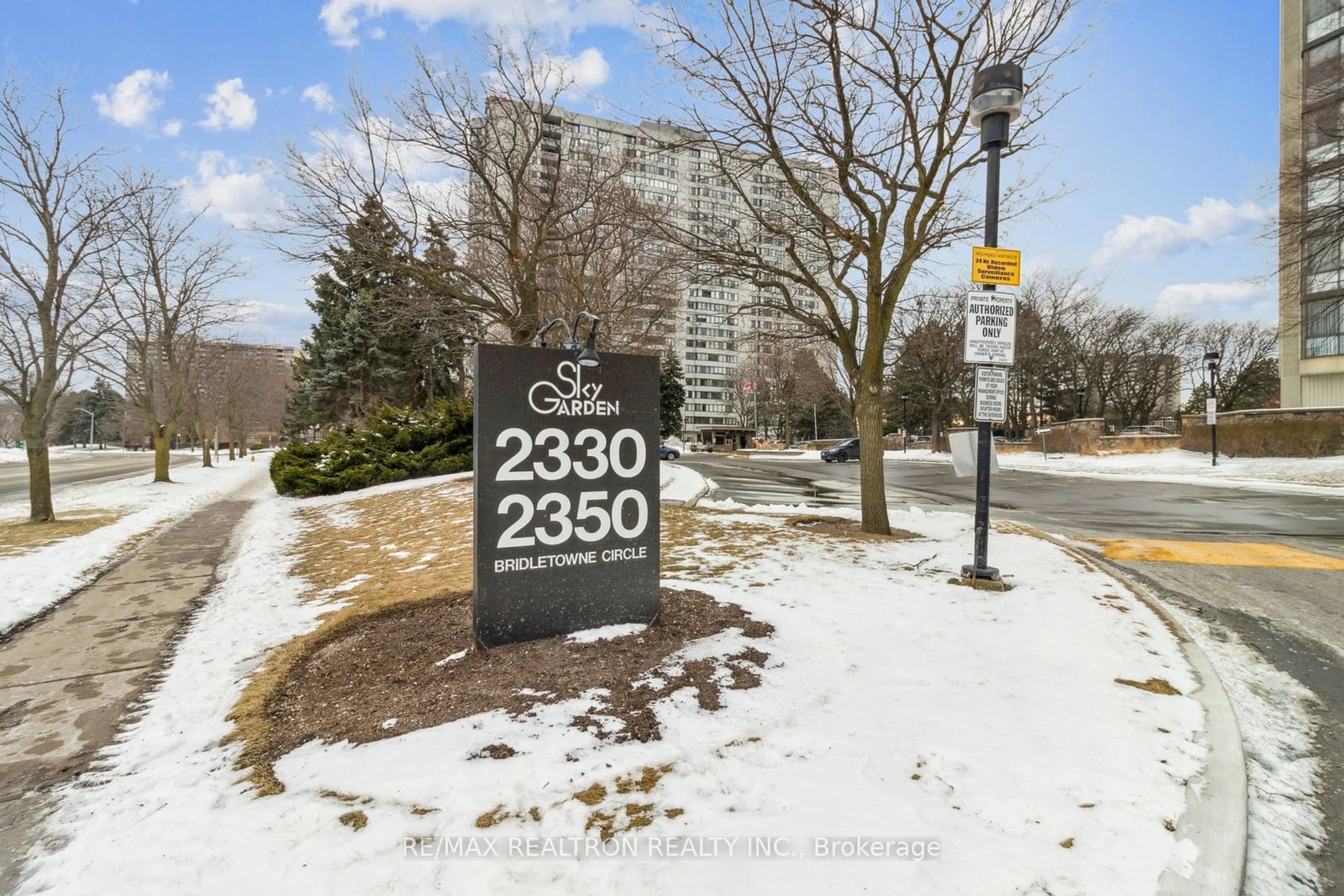 Unknown for 2350 Bridletowne Circ #1911, Toronto Ontario M1W 3E6