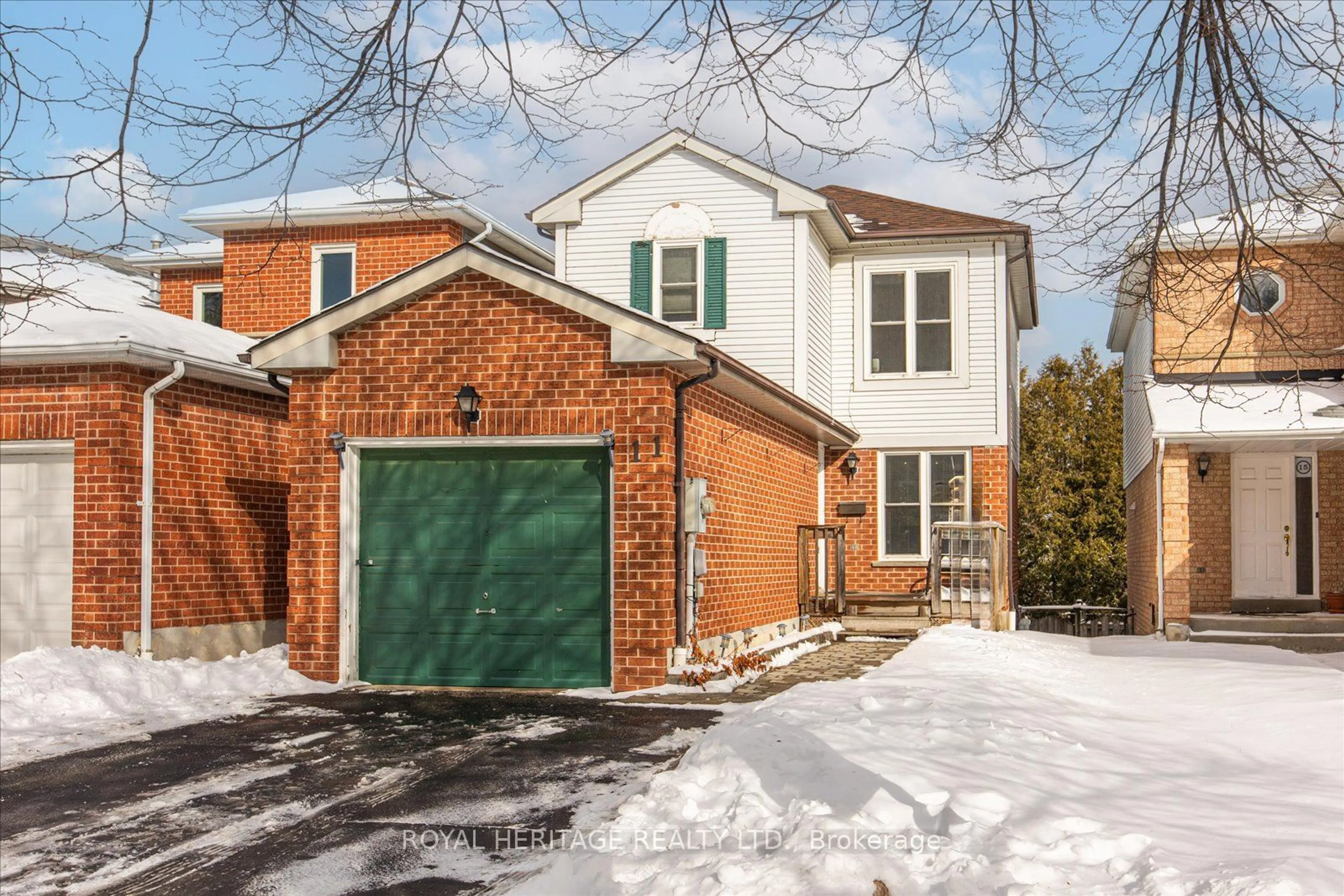 Home with brick exterior material, street for 11 Teddington Cres, Whitby Ontario L1R 1S4