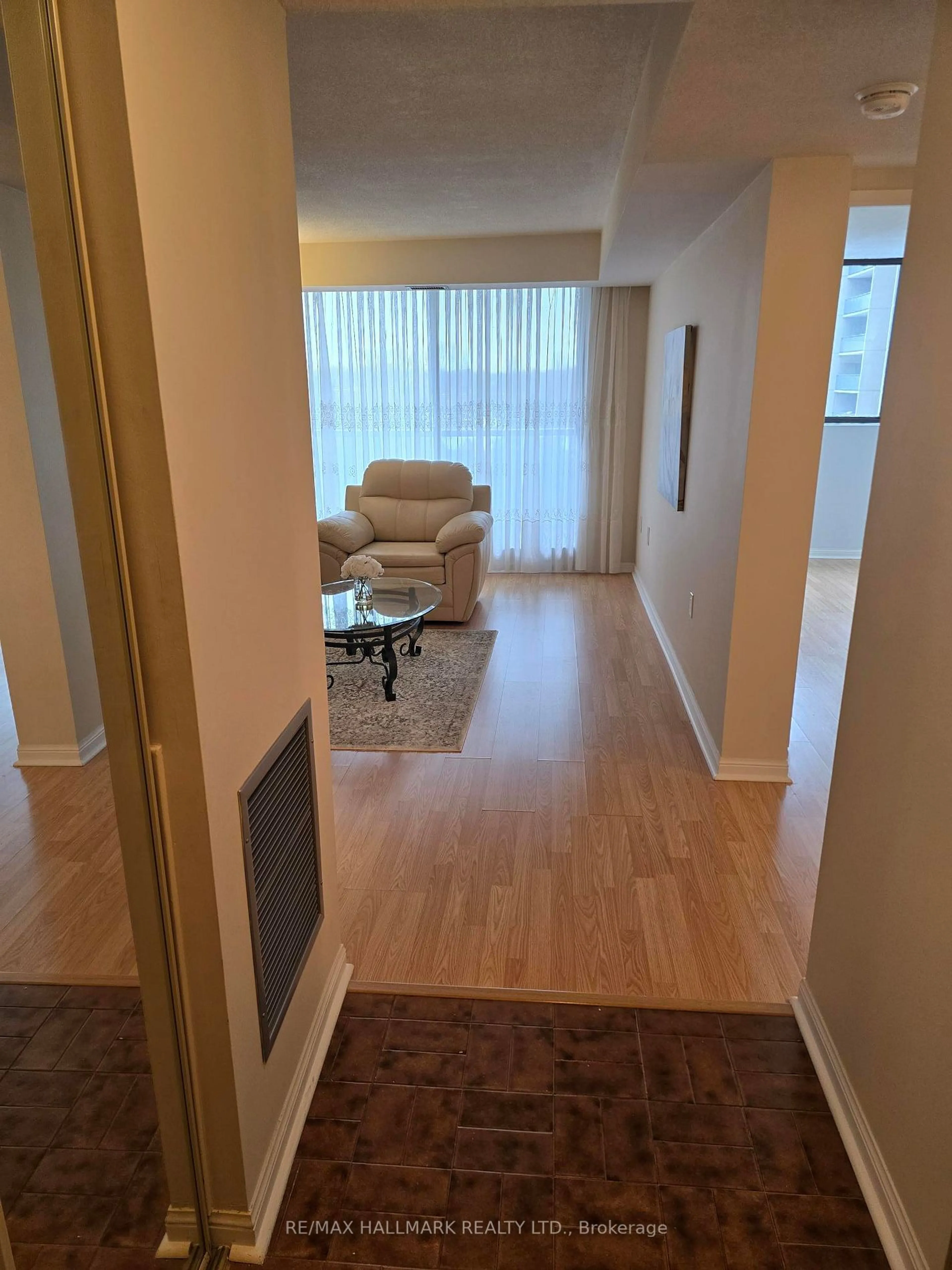 A pic of a room for 757 Victoria Park Ave #607, Toronto Ontario M4C 5N8