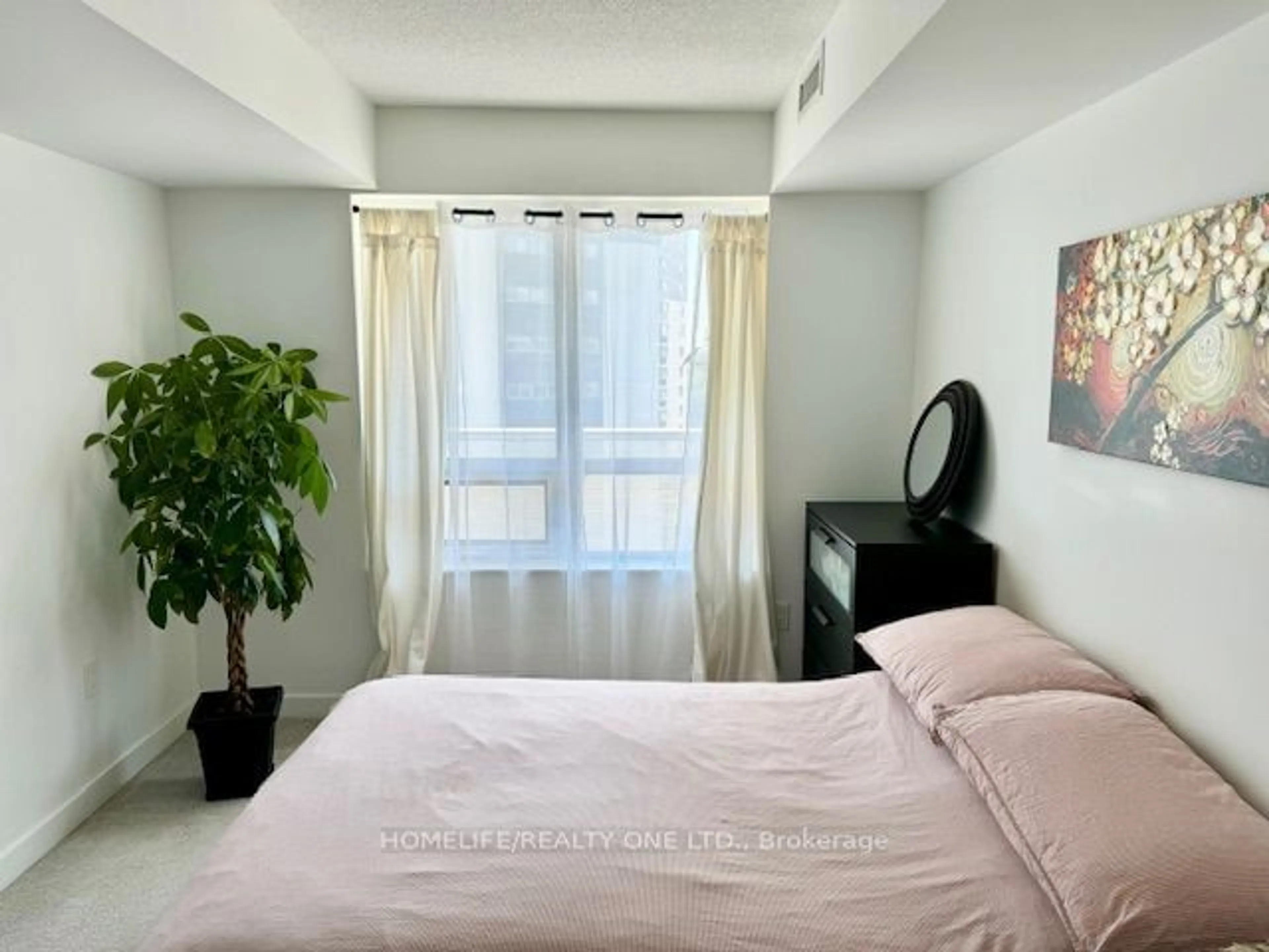 Bedroom with bed, unknown for 1346 Danforth Rd #901, Toronto Ontario M1J 0A9