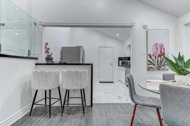 Additional property image - 2 Ladysbridge Dr