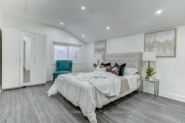 Additional property image - 2 Ladysbridge Dr