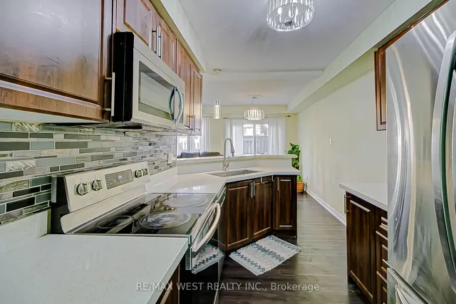 Additional property image - 6400 Lawrence Ave Unit 12
