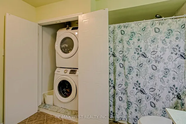 Additional property image - 6400 Lawrence Ave Unit 12