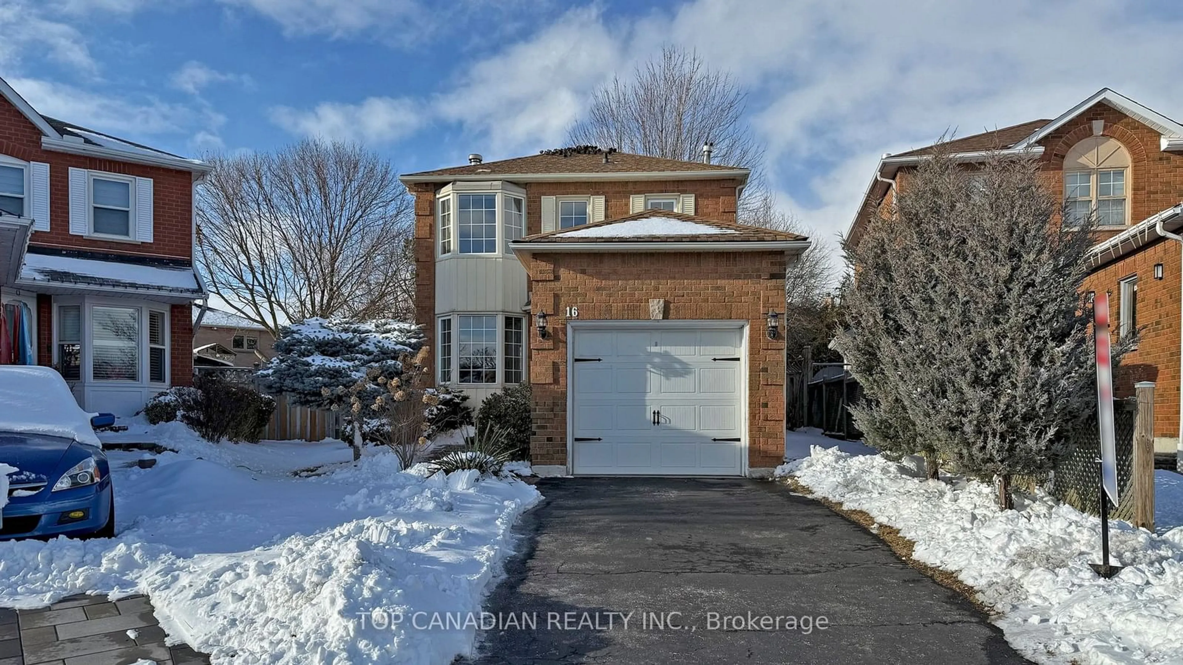 Unknown for 16 Old Colony Dr, Whitby Ontario L1R 2A3