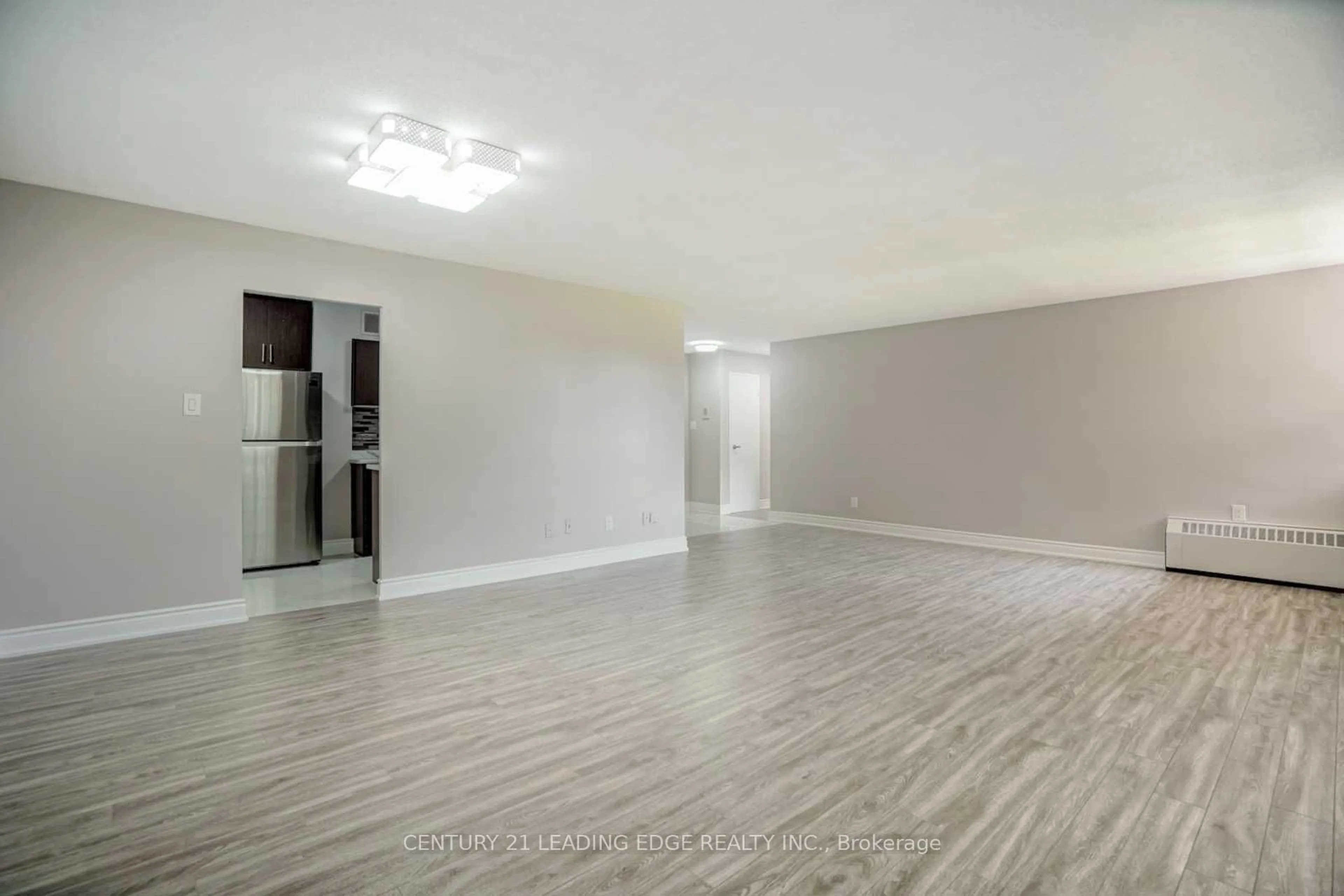 A pic of a room for 180 Markham Rd #207, Toronto Ontario M1M 2Z9