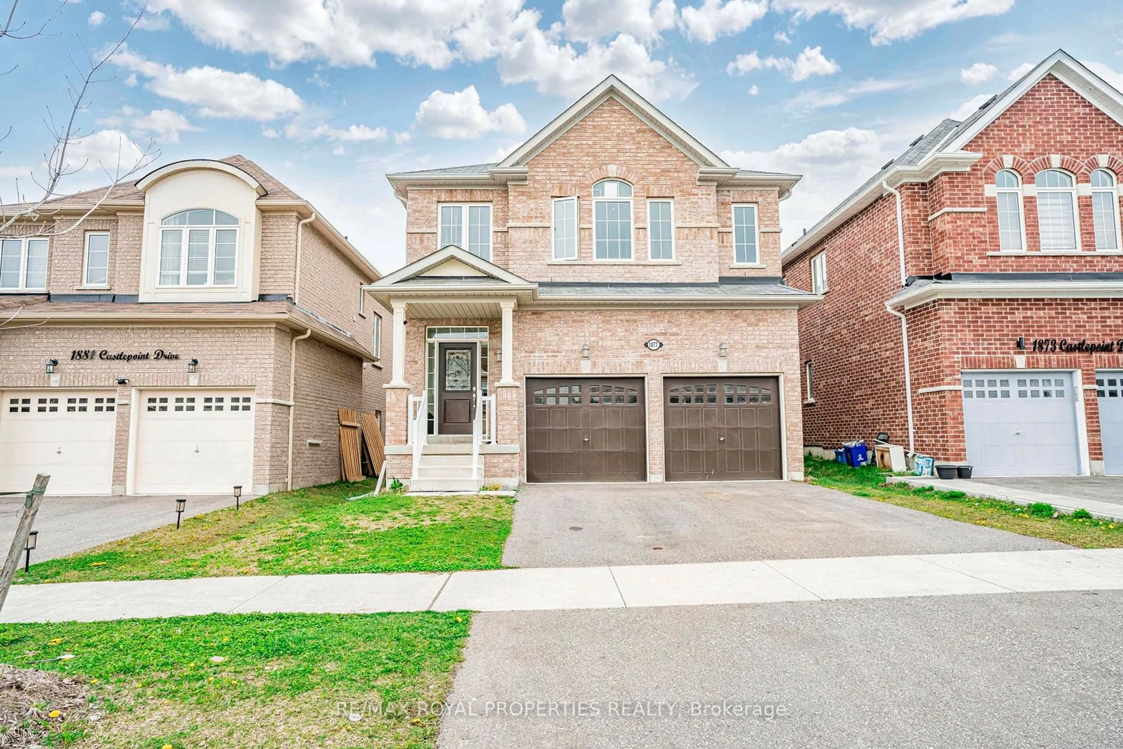 Home with brick exterior material, street for 1877 Castlepoint Dr, Oshawa Ontario L1K 0M9