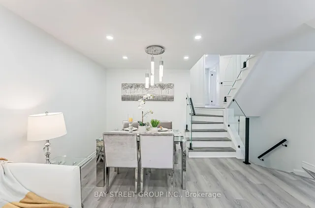 Additional property image - 77 Sandyhook Sq