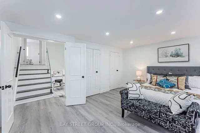 Additional property image - 77 Sandyhook Sq