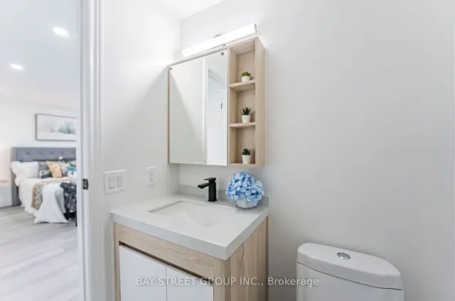 Additional property image - 77 Sandyhook Sq