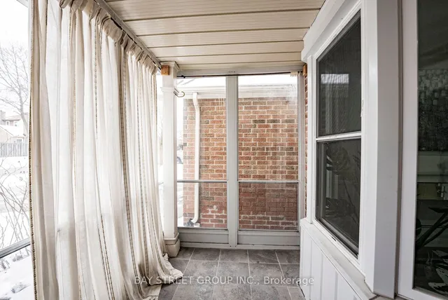 Additional property image - 77 Sandyhook Sq