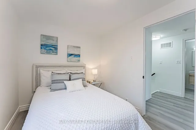 Additional property image - 77 Sandyhook Sq